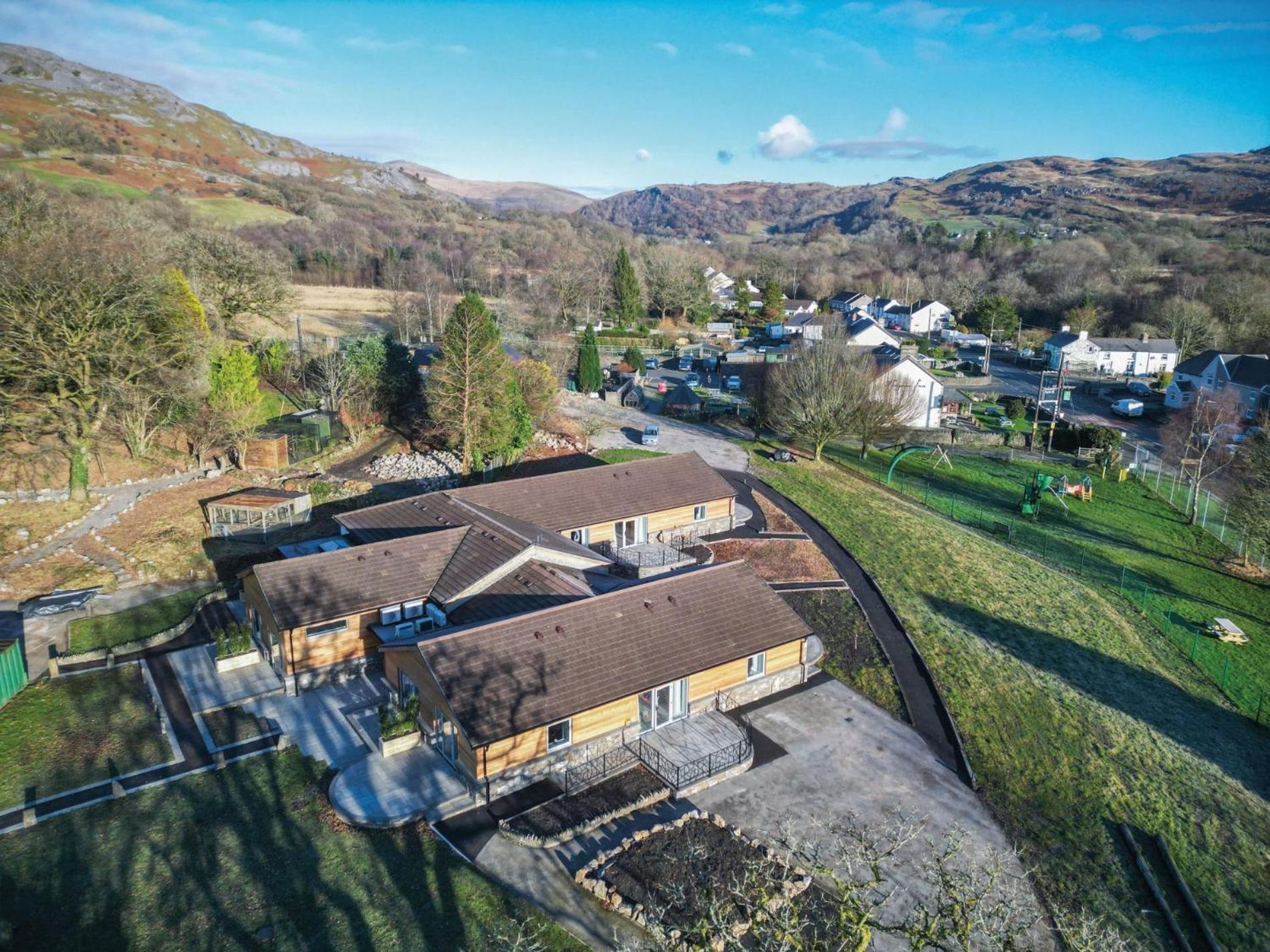 Suite 1 - Sleeping Giant Hotel - Pen Y Cae Inn Brecon Esterno foto