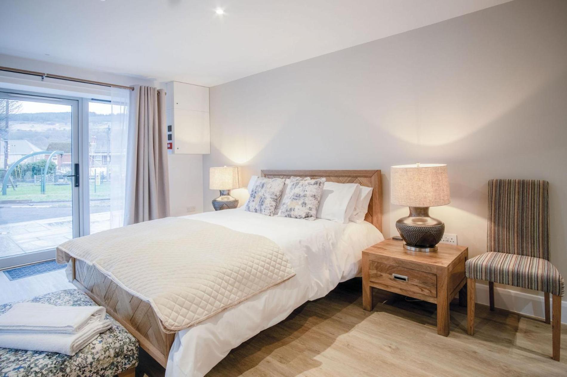 Suite 1 - Sleeping Giant Hotel - Pen Y Cae Inn Brecon Esterno foto
