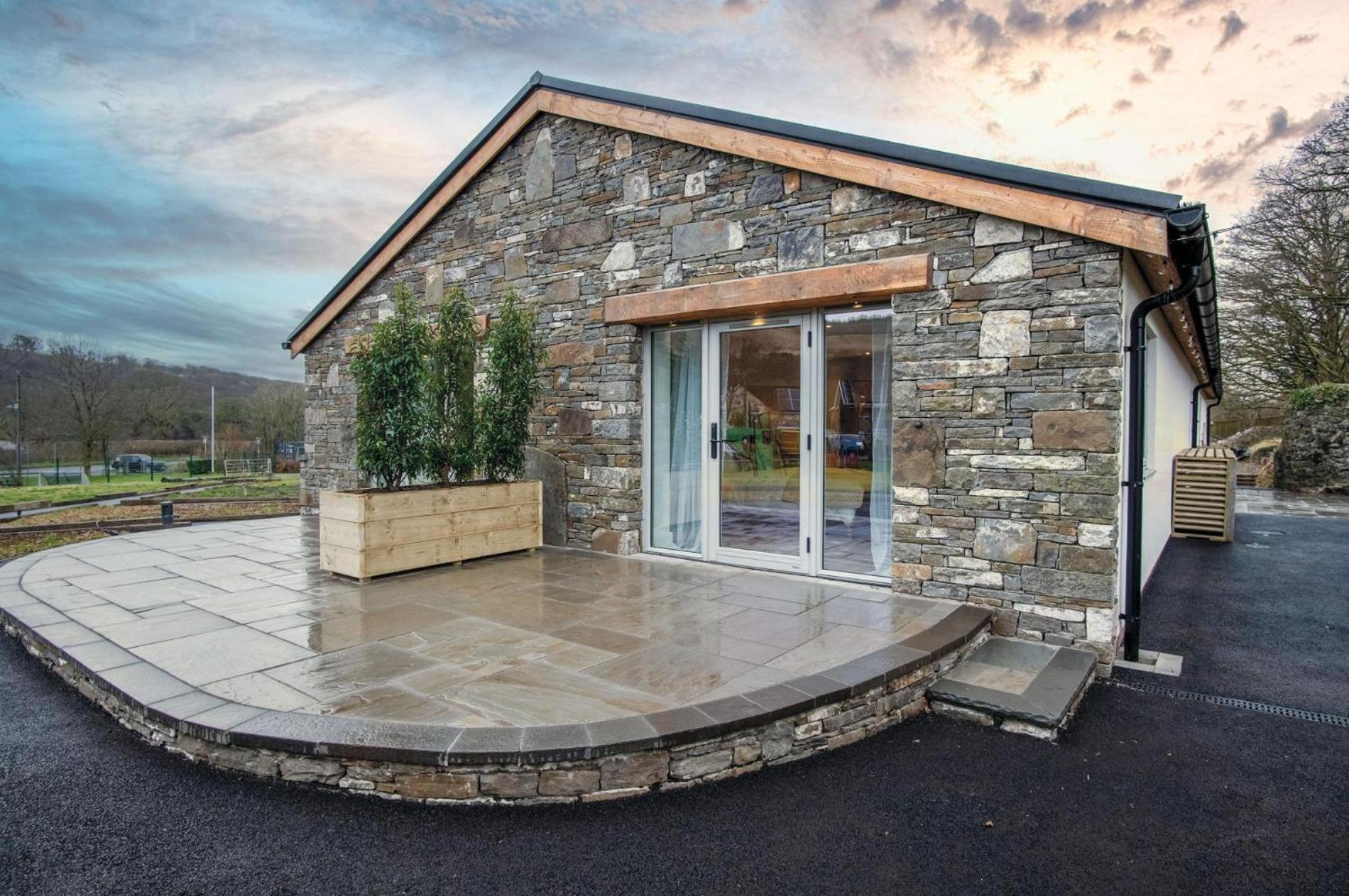Suite 1 - Sleeping Giant Hotel - Pen Y Cae Inn Brecon Esterno foto